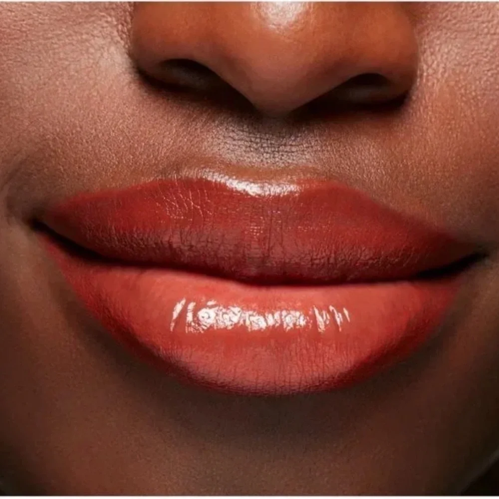 MAC Lustreglass Lipstick in Chili Popper